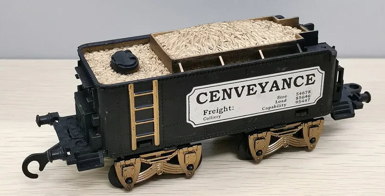 Classical Electric Train Track Set Spray Steam Train with Sound Simulated Locomotive Train Kit Retro Model Kids Boys Gift